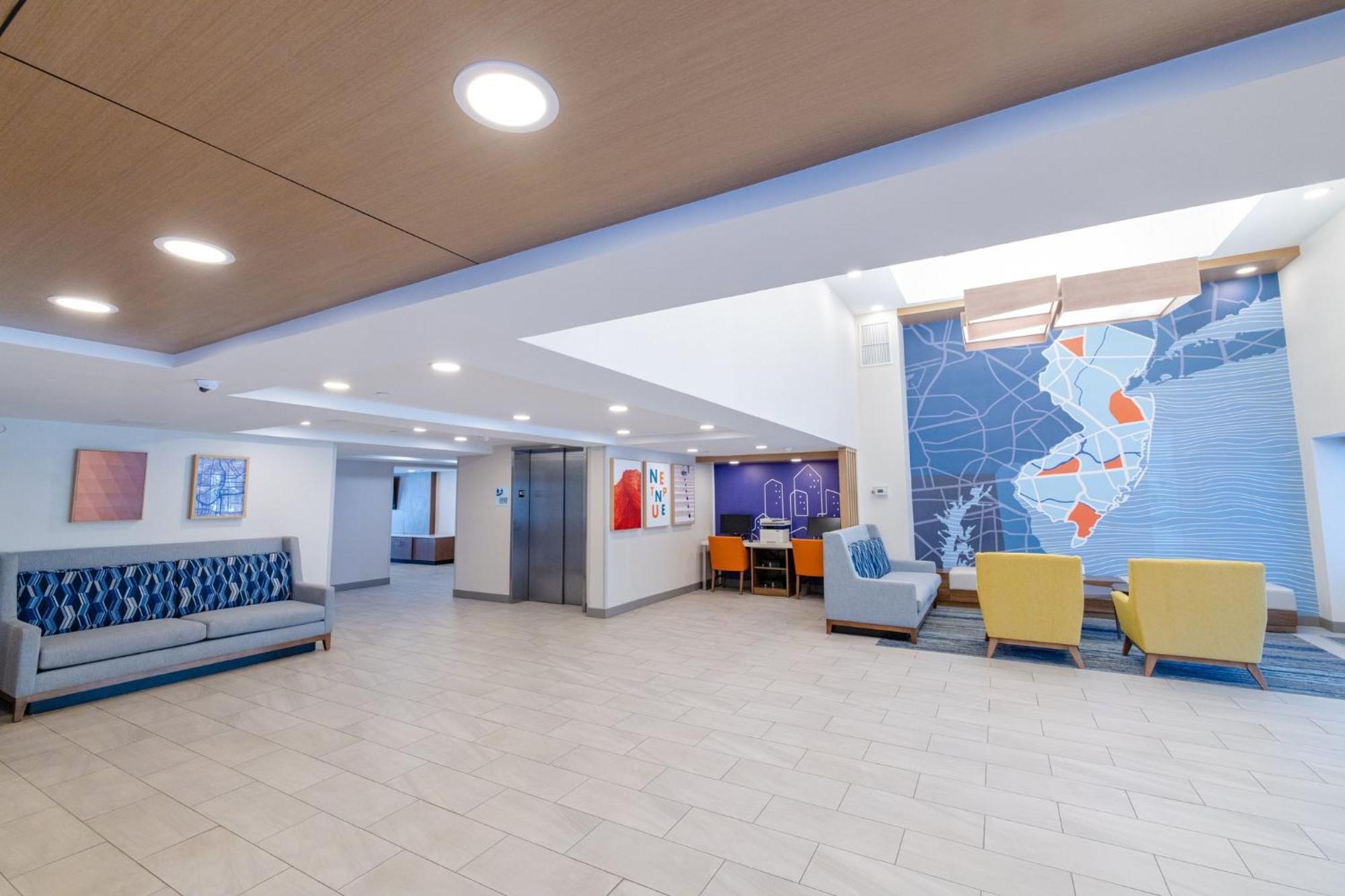 Holiday Inn Express - Neptune By Ihg Εξωτερικό φωτογραφία