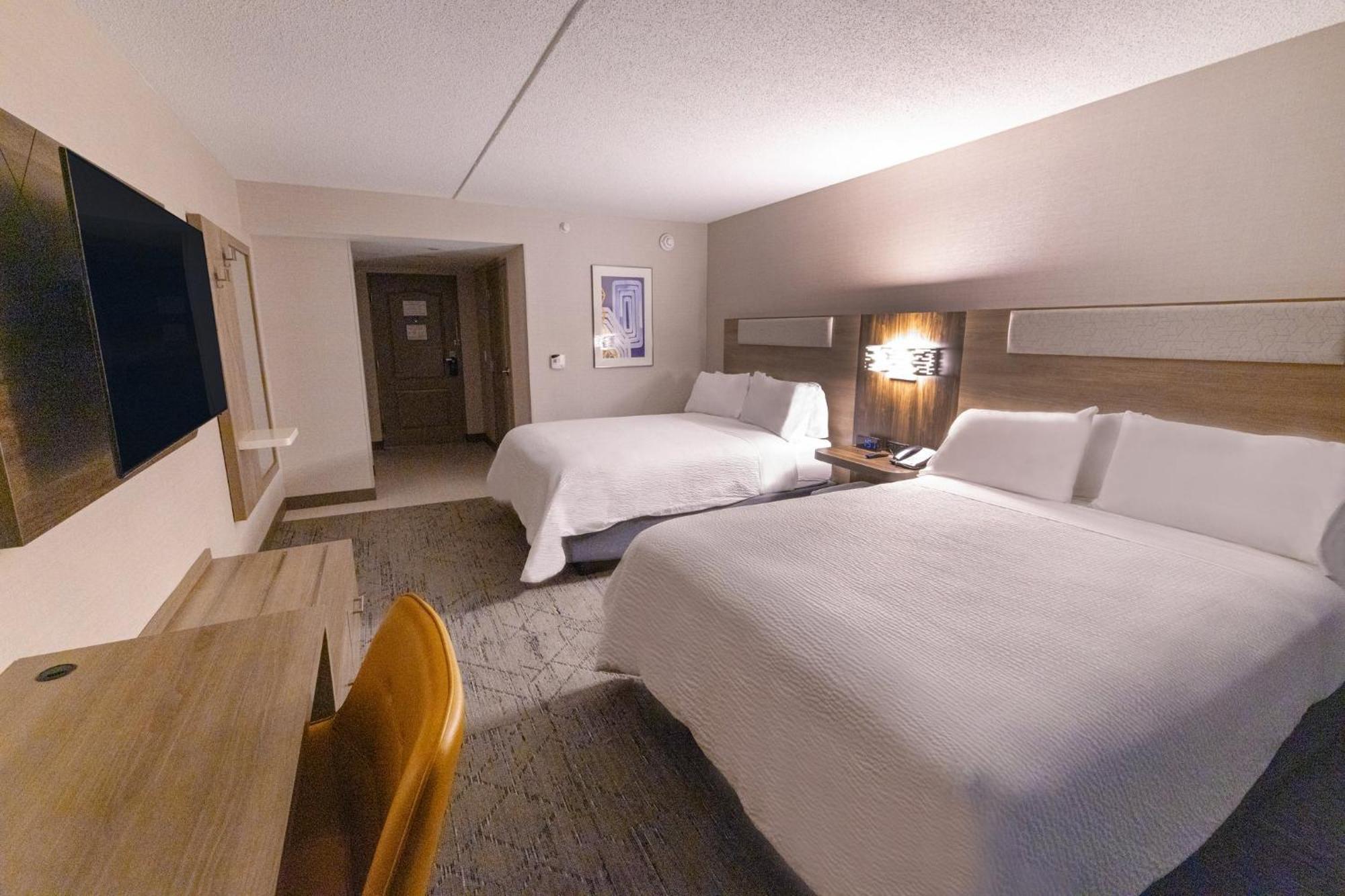 Holiday Inn Express - Neptune By Ihg Εξωτερικό φωτογραφία