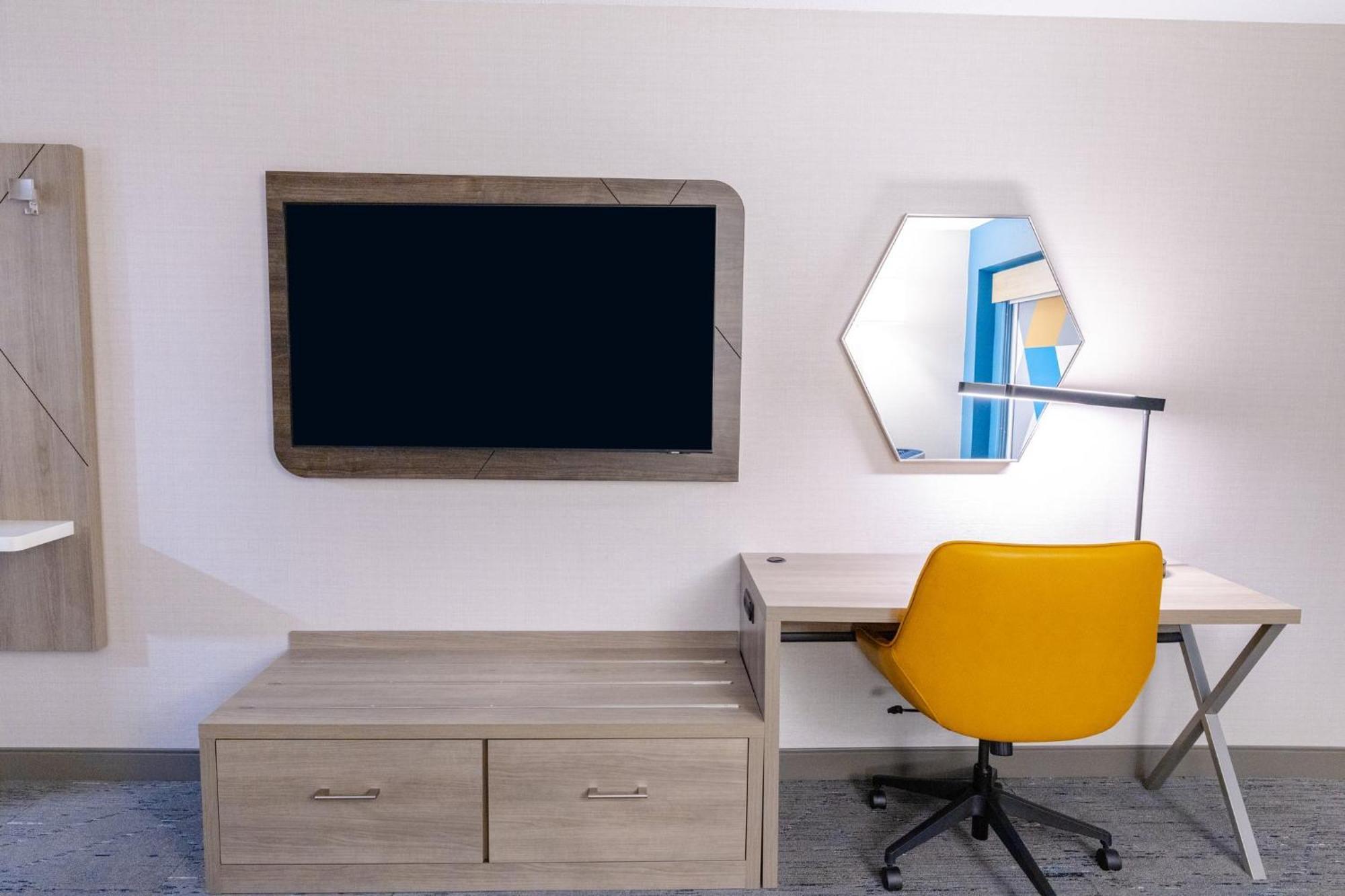 Holiday Inn Express - Neptune By Ihg Εξωτερικό φωτογραφία