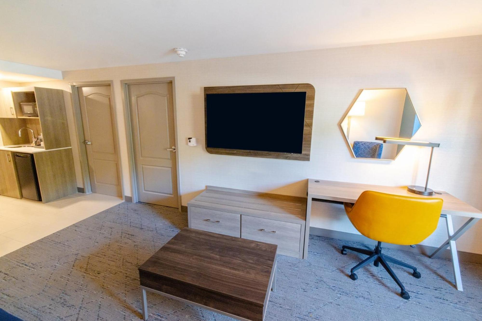 Holiday Inn Express - Neptune By Ihg Εξωτερικό φωτογραφία