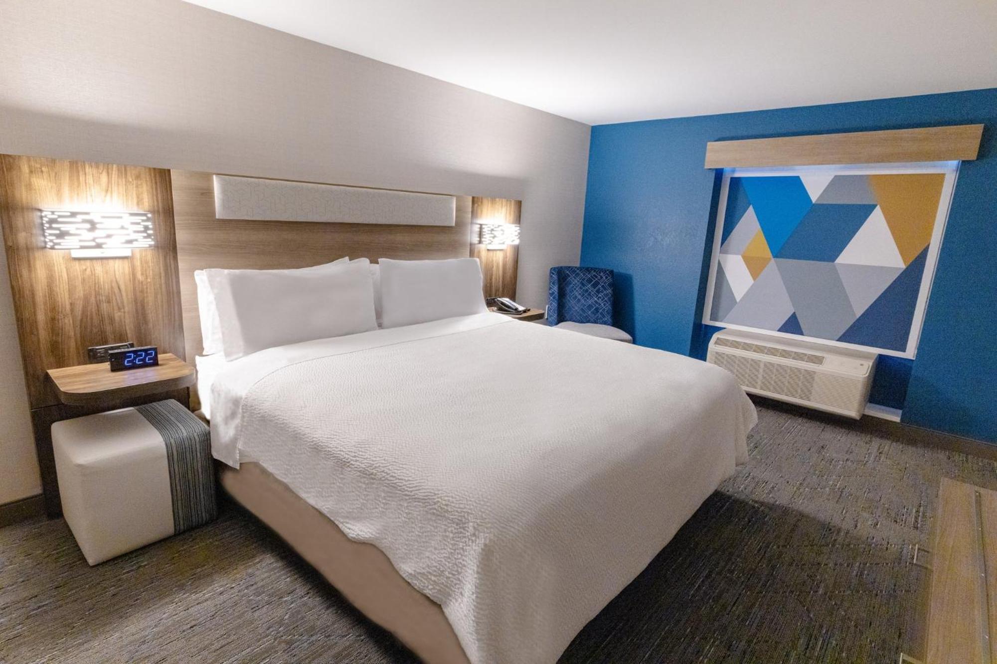 Holiday Inn Express - Neptune By Ihg Εξωτερικό φωτογραφία