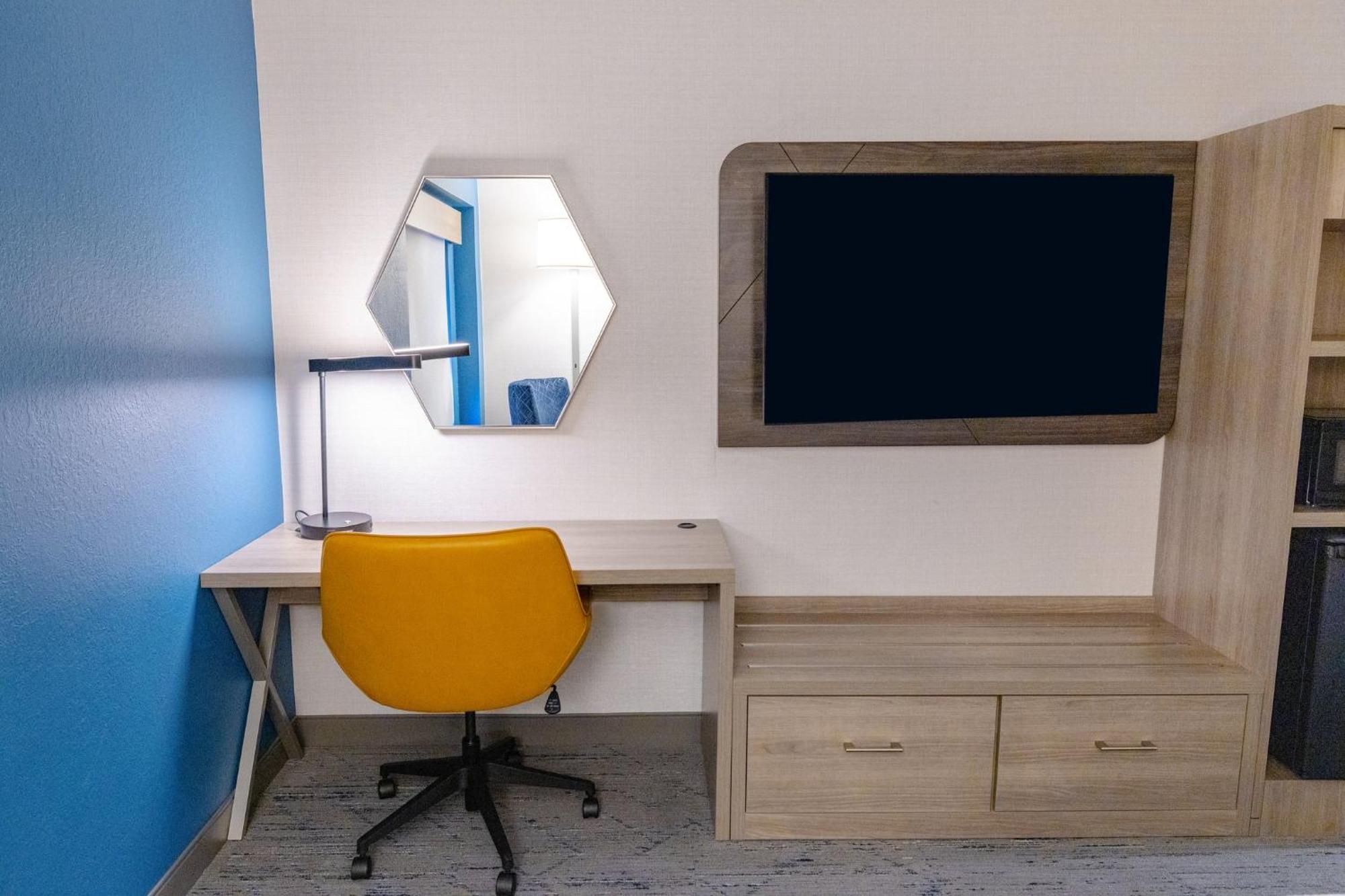 Holiday Inn Express - Neptune By Ihg Εξωτερικό φωτογραφία